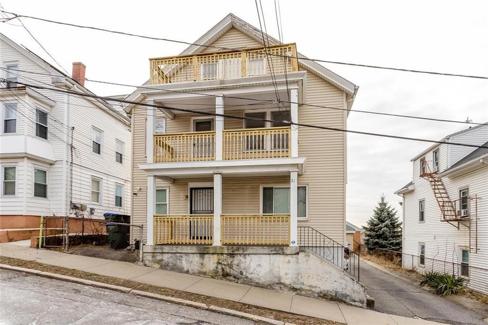 21 Peter St unit 3, Providence, RI 02904 - photo 1