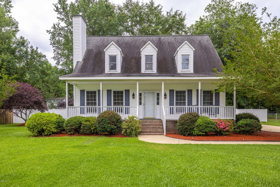 825 Darrell Dr, Greenville, NC 27834 - photo 1