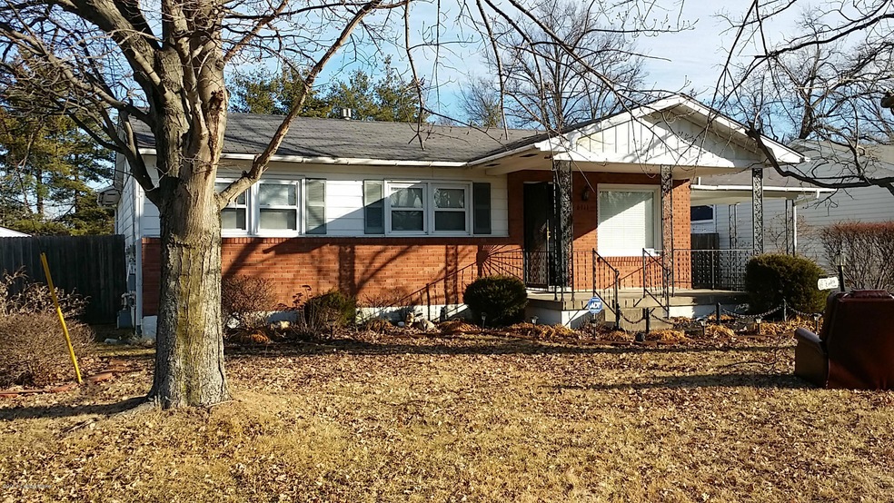 6111 Leonard Way, Louisville, KY 40229 - photo 1