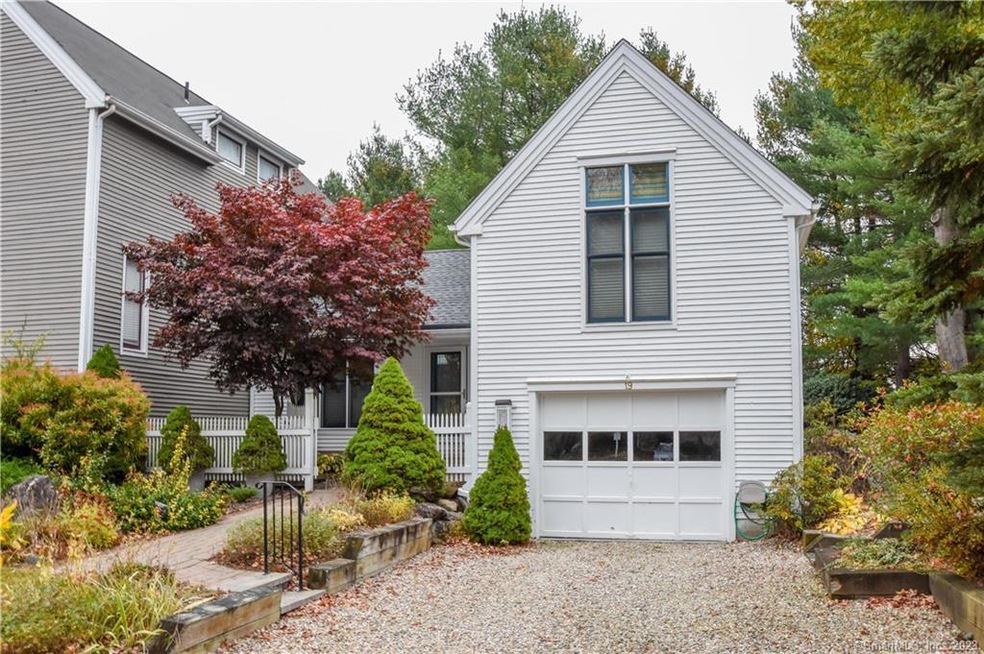 19 Farm Dr, Farmington, CT 06032 - photo 1