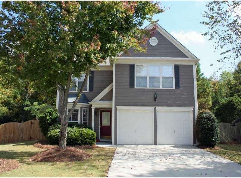 Exterior Front. Superb curb appeal in cul-de-sac s