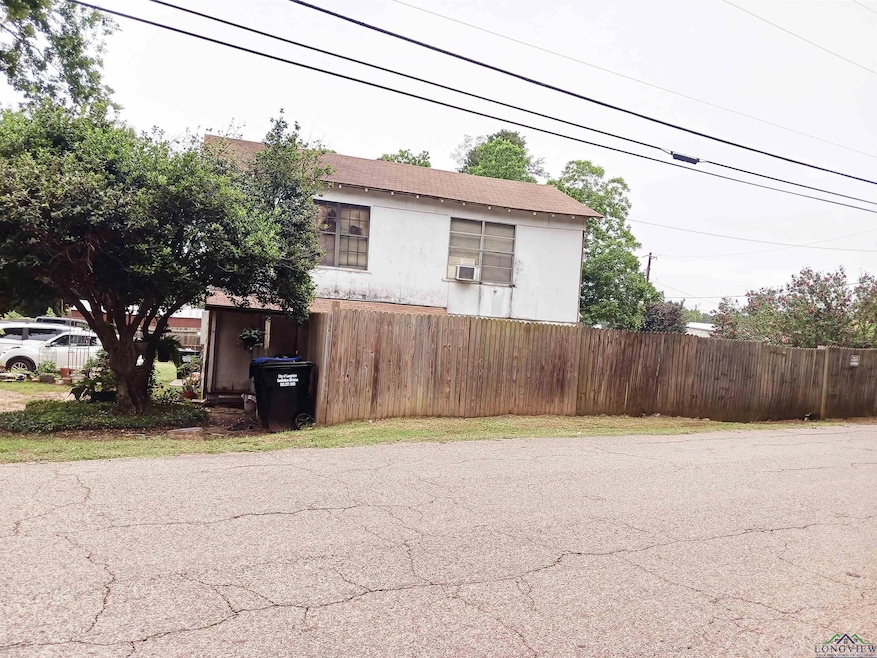 1105 N 7th St, Longview, TX 75601 - photo 1