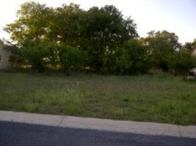 718 Agave Ct unit 123, Fredericksburg, TX 78624 - photo 1