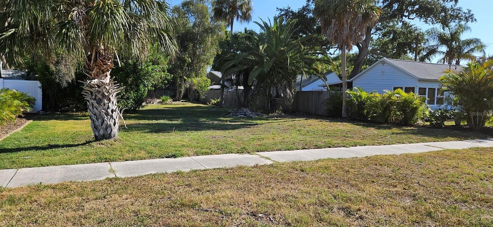 0 28th Ave S unit MFRO6341437, Gulfport, FL 33707 - photo 1