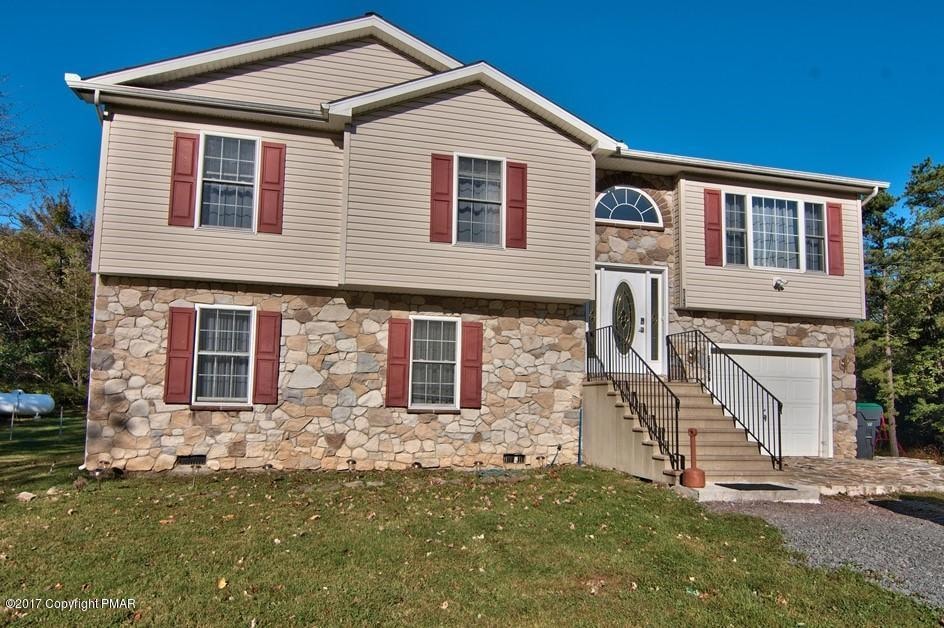 5165 White Birch Dr, Long Pond, PA 18334 - photo 1