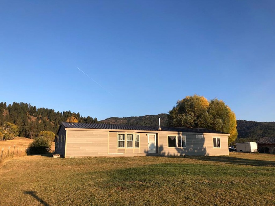 86 Atkin Ln, Cascade, ID 83611 - photo 1