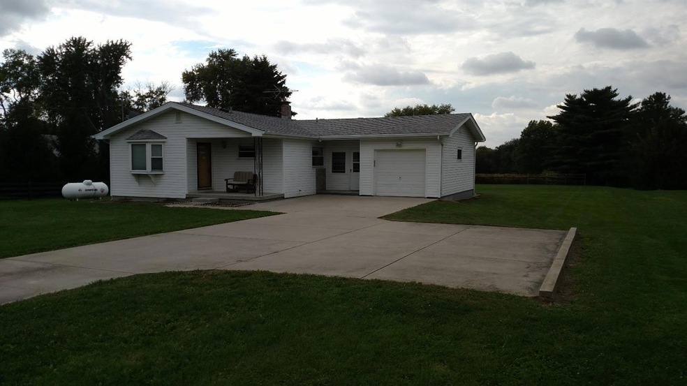 5511 Yankee Rd, Liberty Township, OH 45044 - photo 1