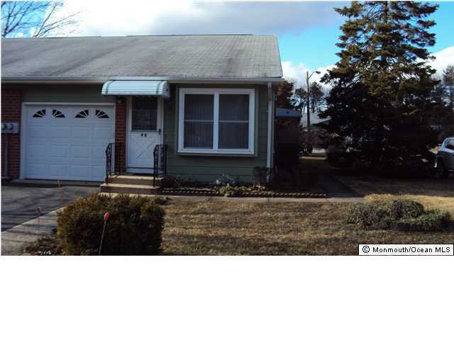 4 Quaker Ln unit B, Whiting, NJ 08759 - photo 1