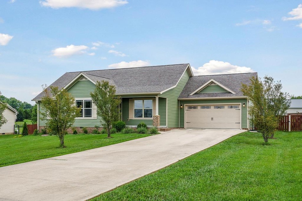 540 Wyndwalker Ln, Cookeville, TN 38506 - photo 1