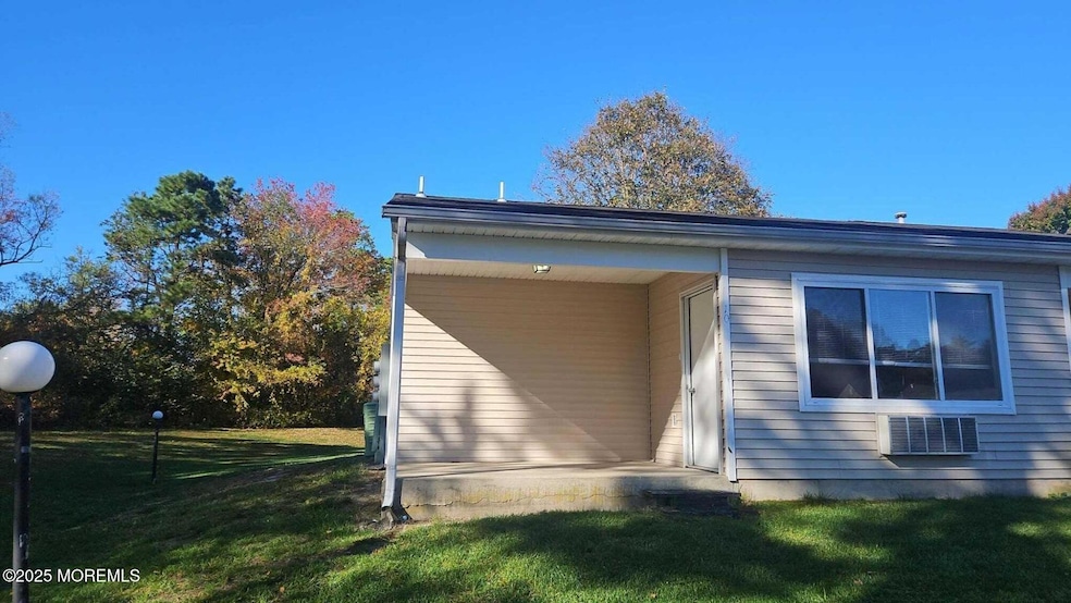 1700 New Jersey 37 unit 112-07, Toms River, NJ 08757 - photo 1