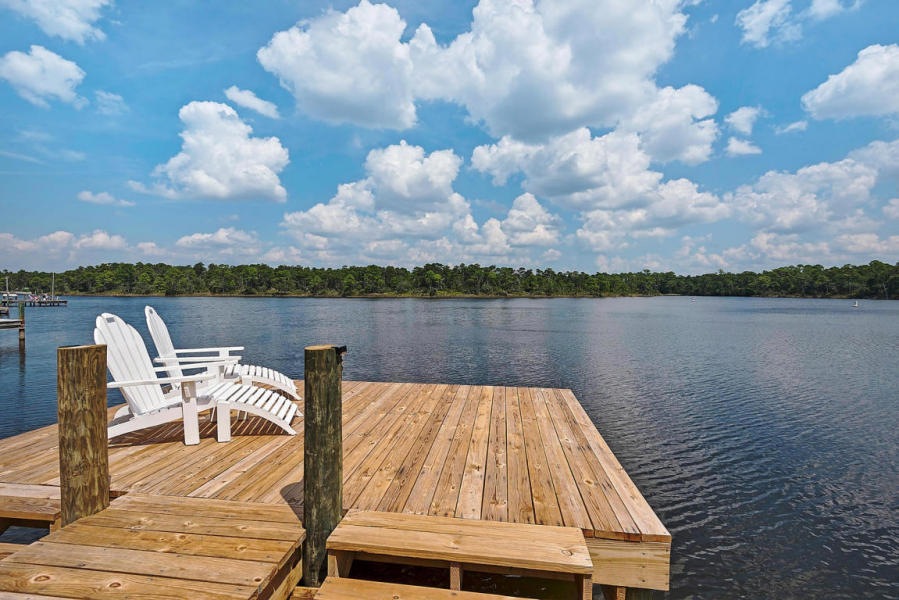 Grande Pointe Dock