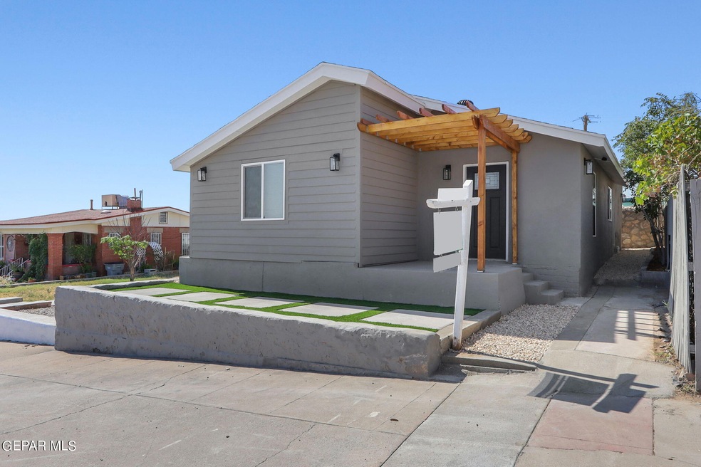 2508 Wheeling Ave, El Paso, TX 79930 - photo 1