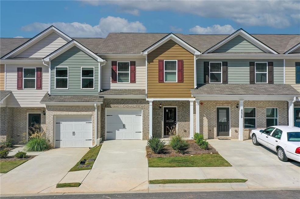 8645 Lakeview Common, Jonesboro, GA 30238 - photo 1