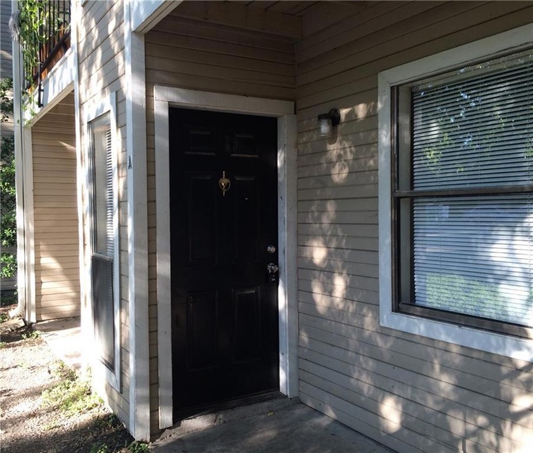 1909 West Loop unit A, Austin, TX 78758 - photo 1