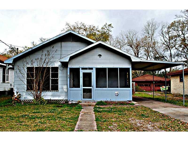 Exterior Front.