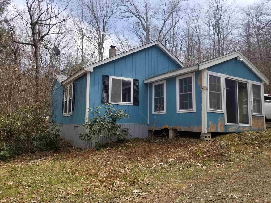 171 Spectacle Pond Rd, Grafton, NH 03240 - photo 1