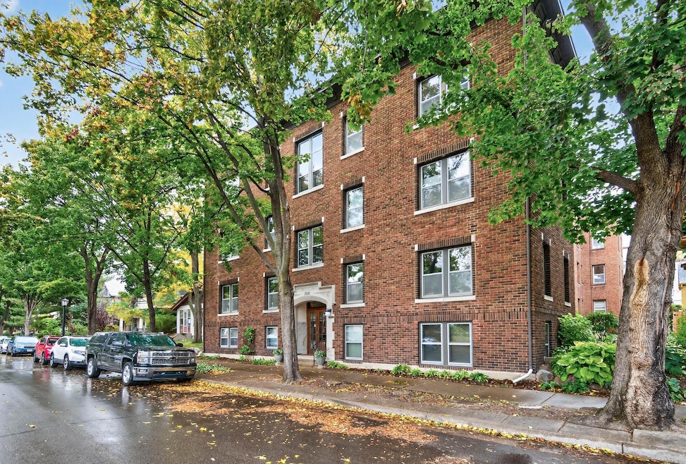 2309 Grand Ave S unit 23, Minneapolis, MN 55405 - photo 1