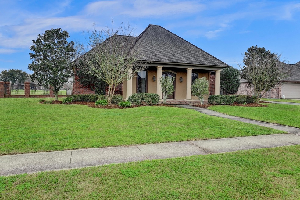9663 Belle Place-1