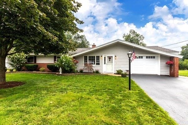 6 Howard Rd, Hudson, MA 01749 - photo 1