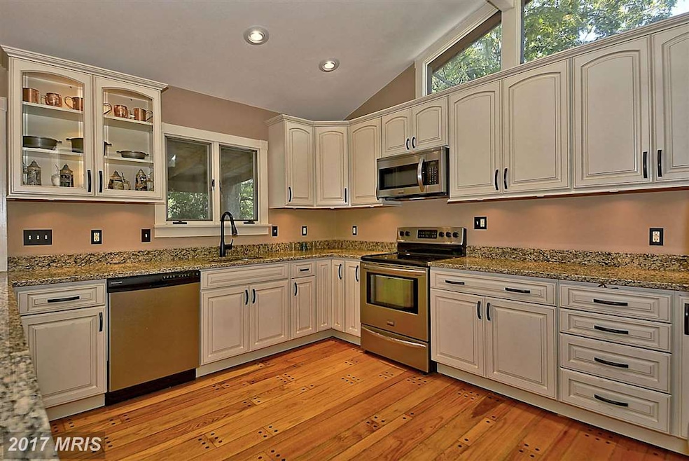 319 Cedar Ln, Annapolis, MD 21403 - photo 1