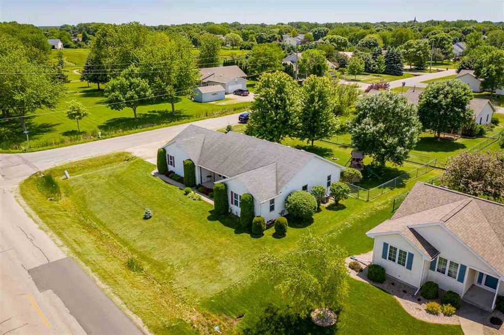 N295 Main St, Appleton, WI 54915 - photo 1