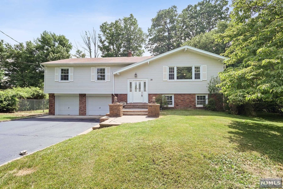 38 Salmon Rd, Landing, NJ 07850 - photo 1