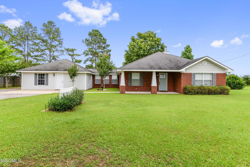 2250 Cooks Corner Rd, Lucedale, MS 39452 - photo 1