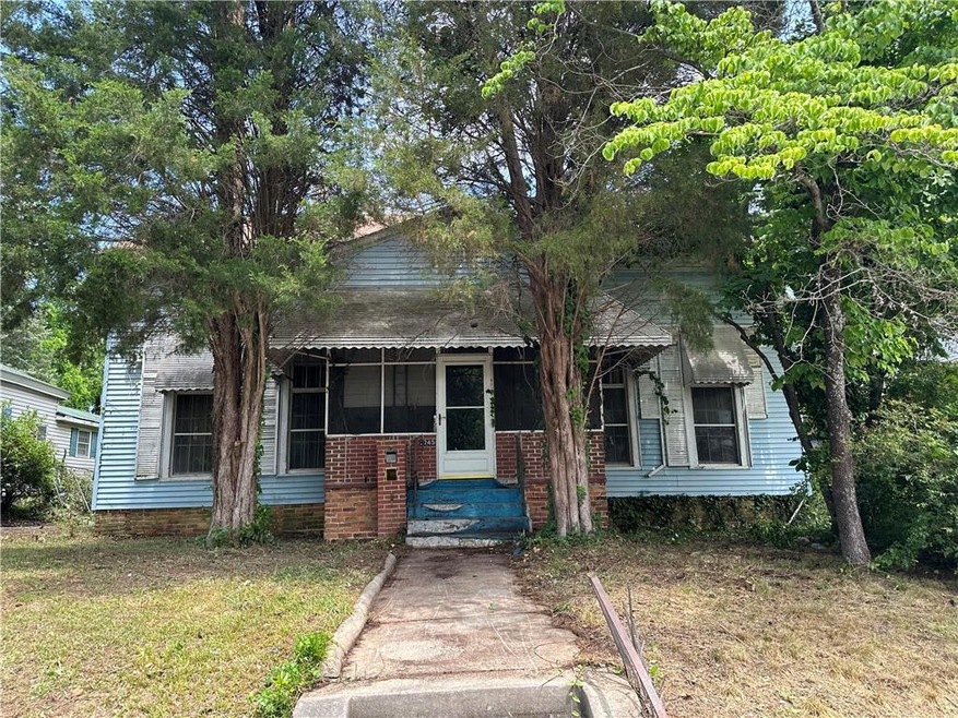 1745 1st Ave, Macon, GA 31201 - photo 1