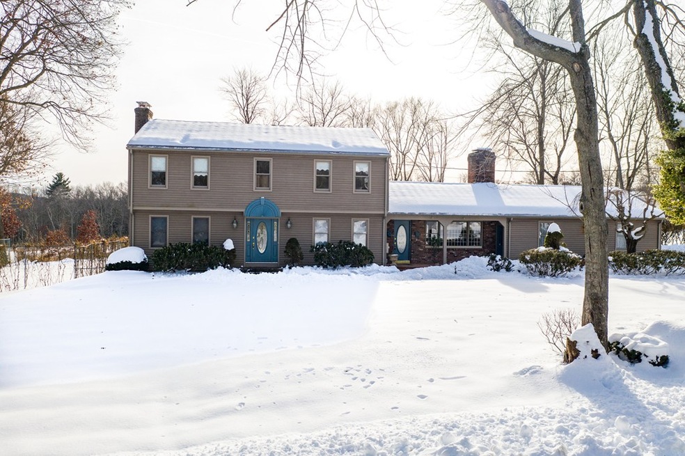 29 Fernwood Dr, Wilbraham, MA 01095 - photo 1