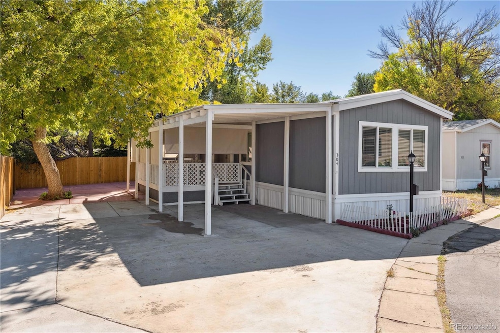 304 Skylark Cir, Lafayette, CO 80026 - photo 1