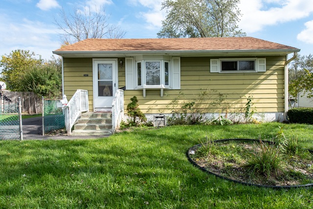 2007 Miami Rd, Waukegan, IL 60087 - photo 1