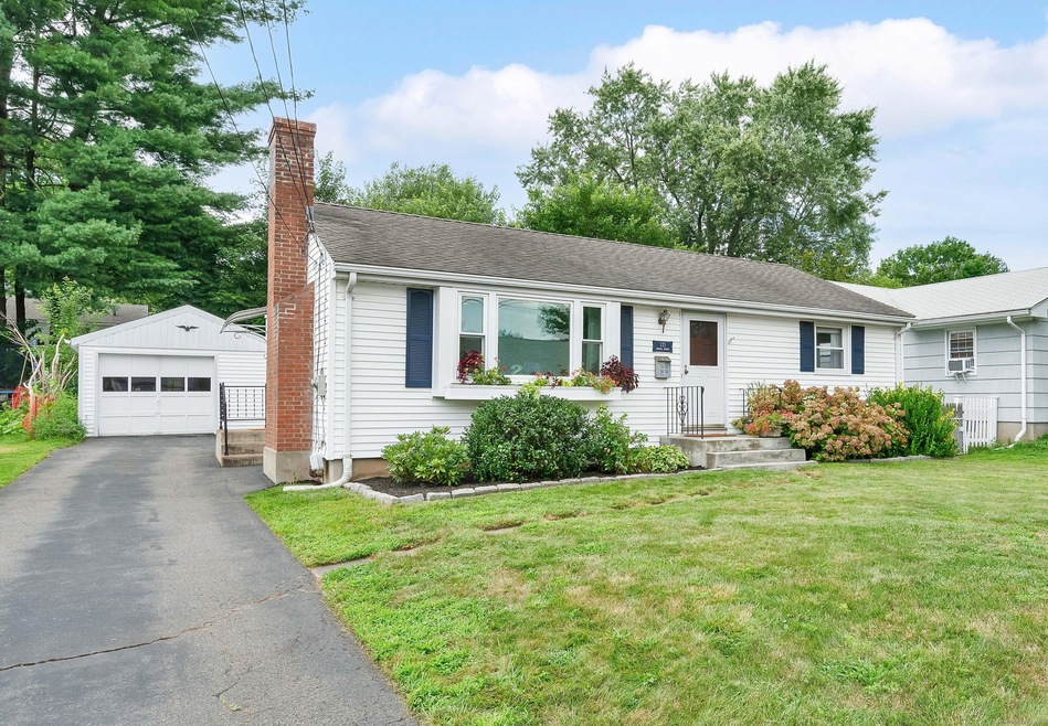121 Randal Ave, West Hartford, CT 06110 - photo 1