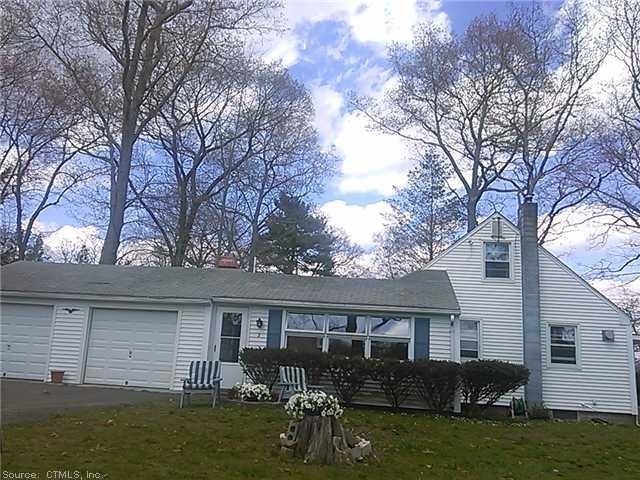 2 Lake Dr, Old Lyme, CT 06371 - photo 1