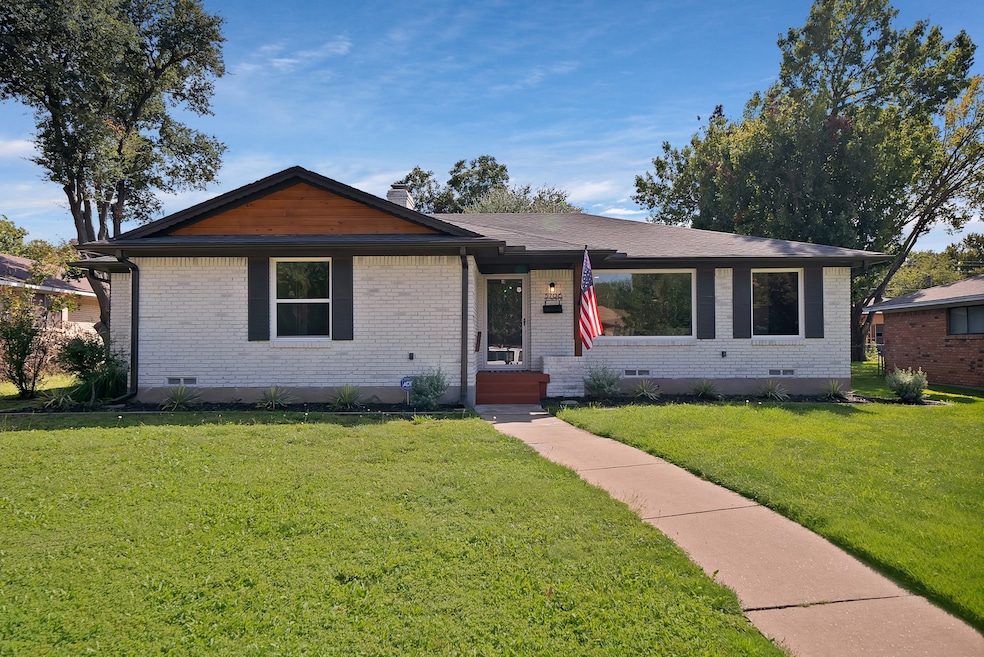 5706 Hillcroft St, Dallas, TX 75227 - photo 1