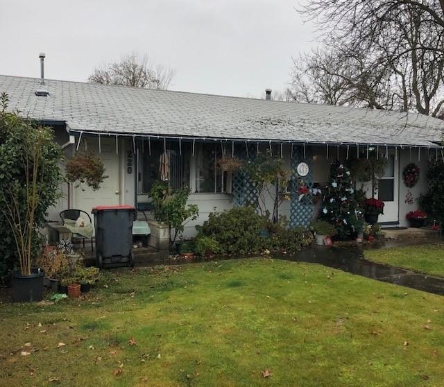 210-220 N Fifth St, Central Point, OR 97502 - photo 1