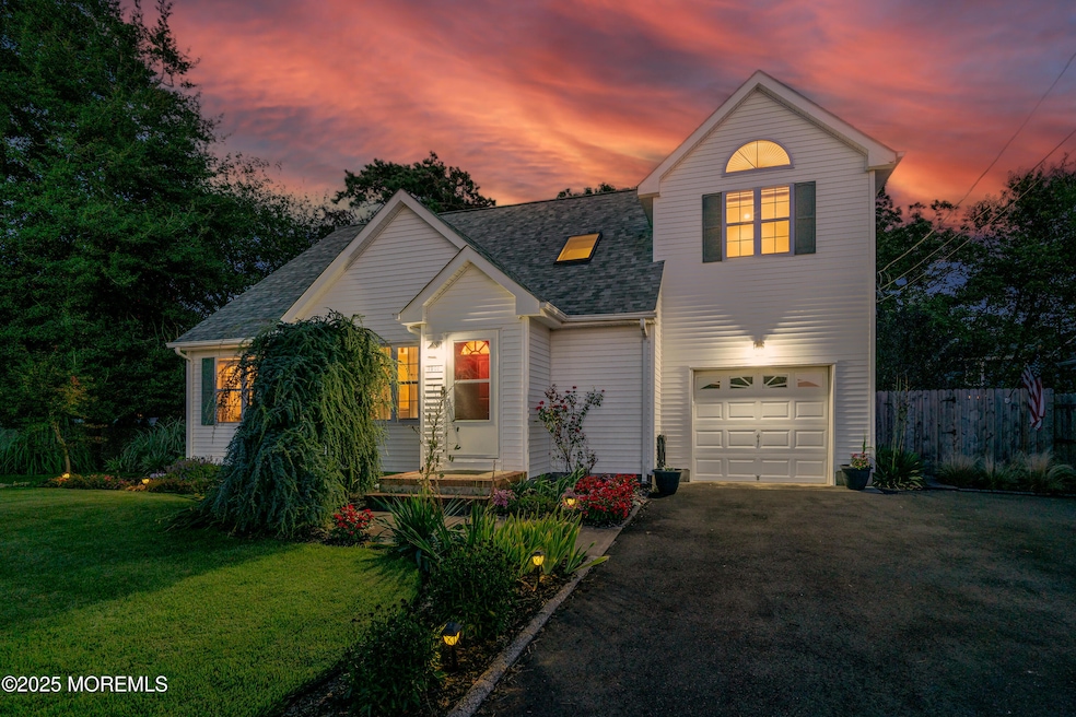 Sold $555,000 • Co-Listing Agent