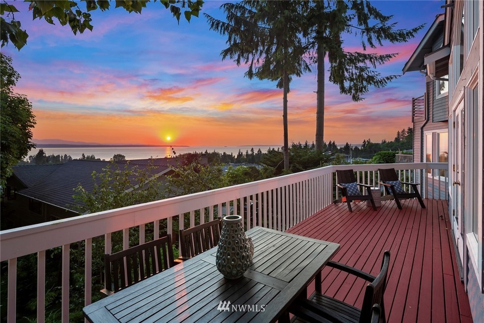 1120 Olympic Ave, Edmonds, WA 98020 - photo 1