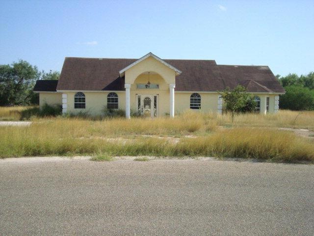 2001 Cypress Dr unit 23 & 24, Donna, TX 78537 - photo 1