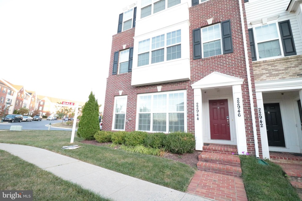 22944 Arora Hills Dr unit 3231, Clarksburg, MD 20871 - photo 1
