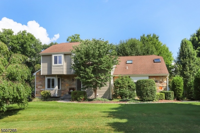 49 Knob Hill Rd, Hackettstown, NJ 07840 - photo 1