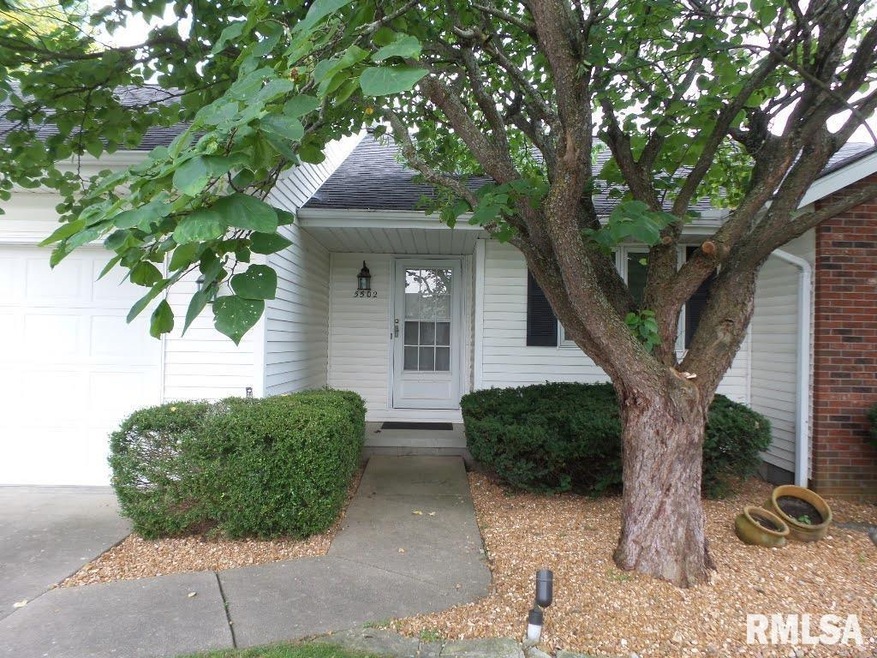 5502 N Cedarwilde Ct, Peoria, IL 61615 - photo 1