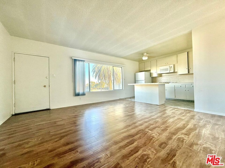 127 Loma Vista St unit 10, El Segundo, CA 90245 - photo 1