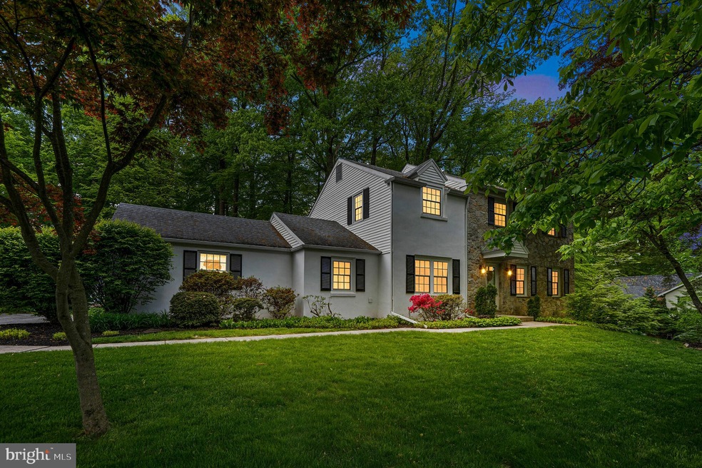 294 S Woodmont Dr, Downingtown, PA 19335 - photo 1