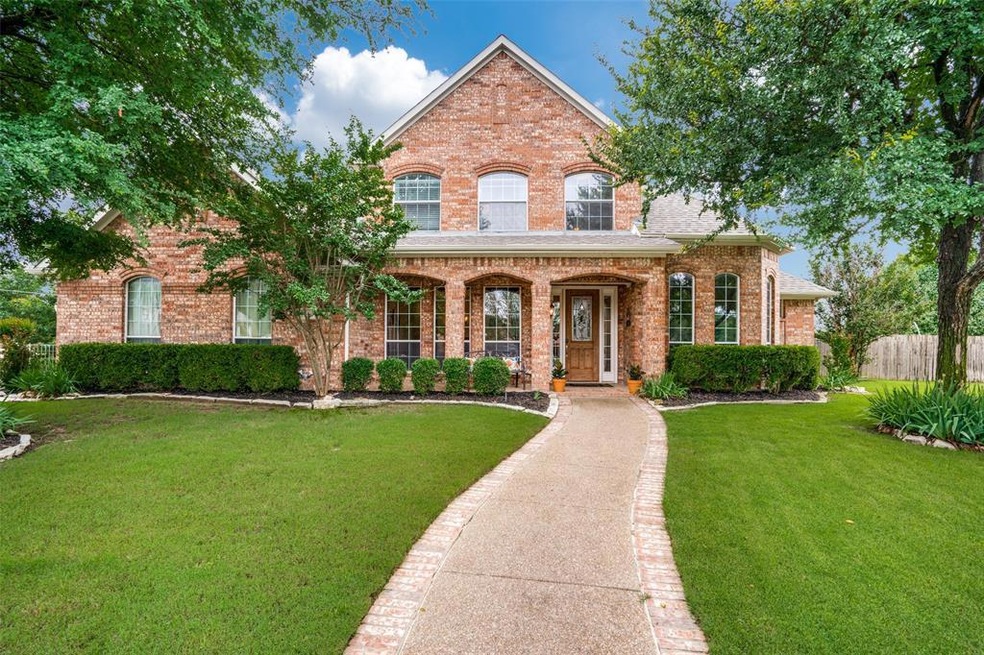 560 Michener Ct, Southlake, TX 76092 - photo 1