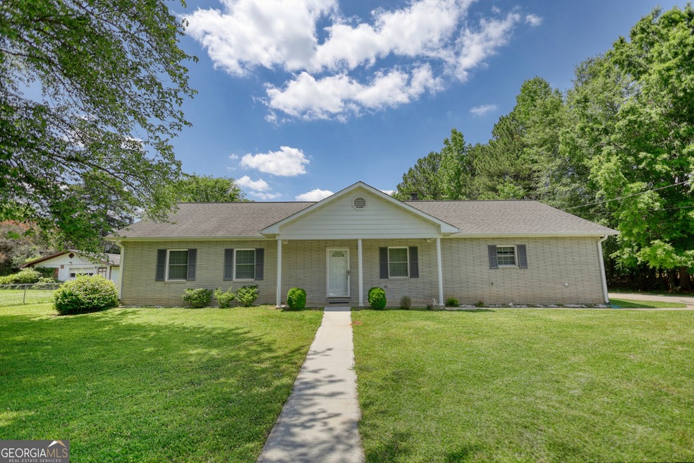 2013 Merle Dr SE, Conyers, GA 30013 - photo 1