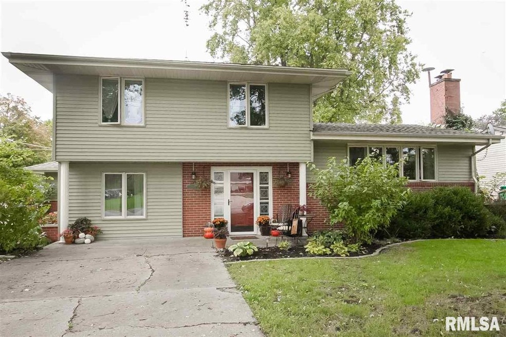 1296 Nicholson Rd, Lincoln, IL 62656 - photo 1