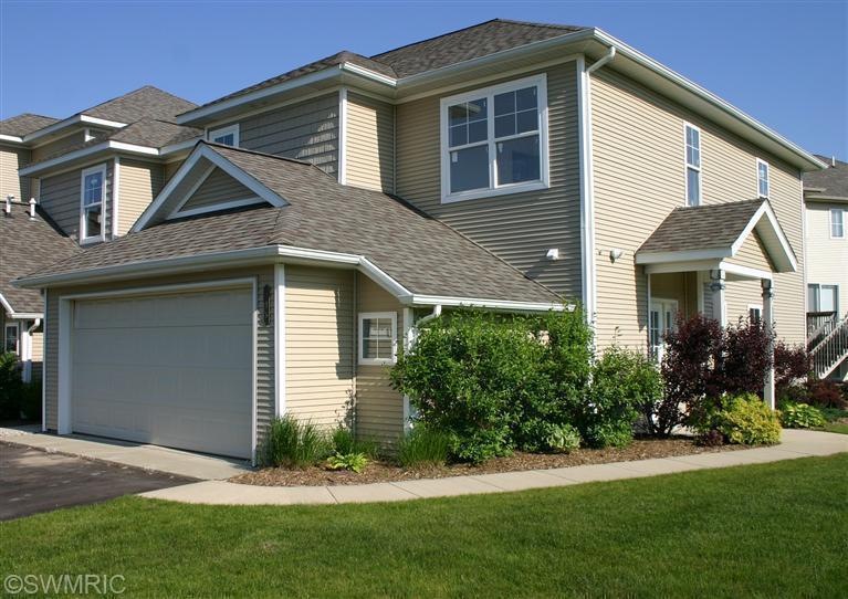 901 Center Park Dr SW unit 21, Byron Center, MI 49315 - photo 1