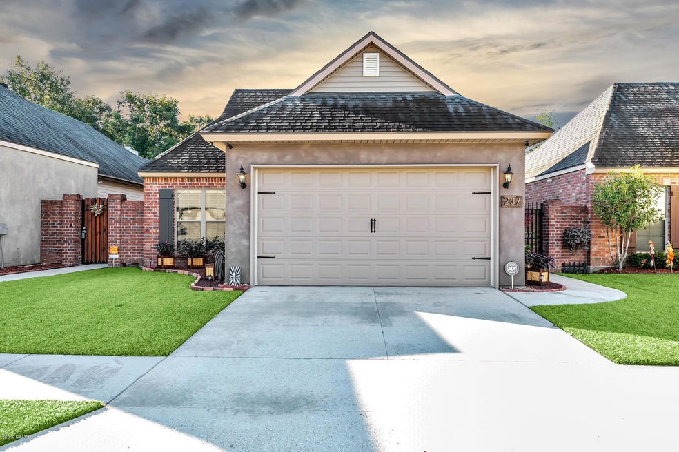 237 Chimney Rock-2