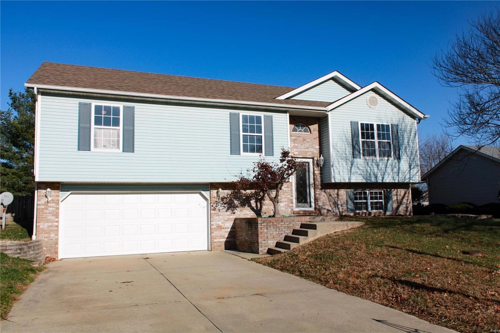 2412 Copper Creek Rd, Maryville, IL 62062 - photo 1