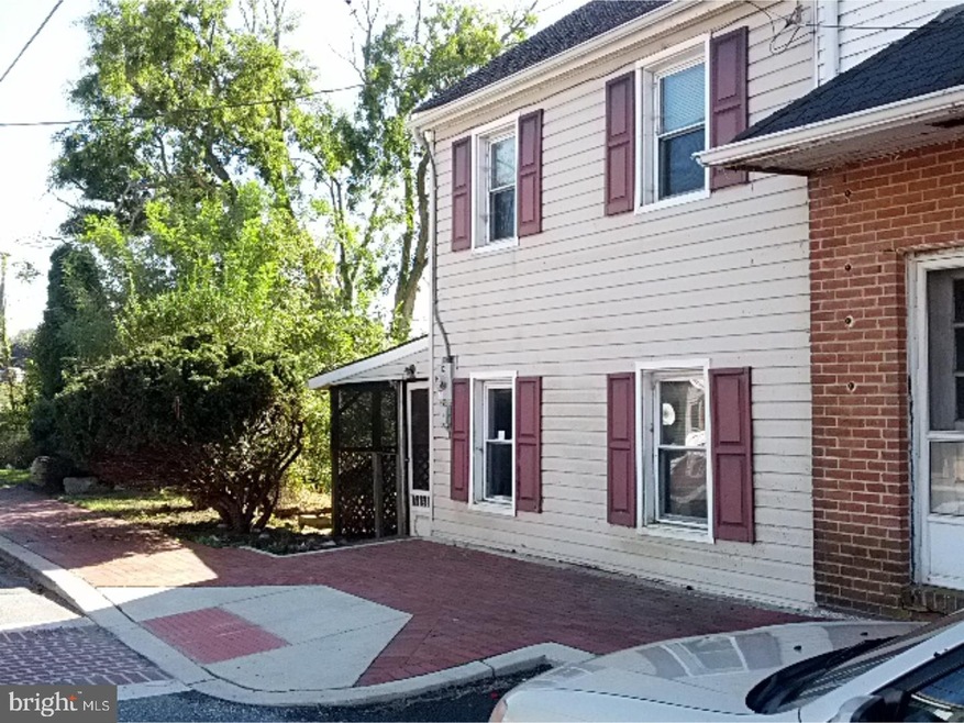 12 N Main St, Saint Georges, DE 19733 - photo 1